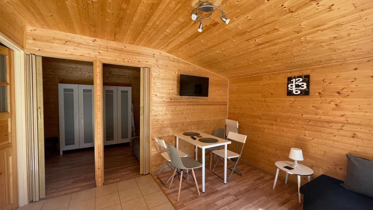 Domki Letniskowe Maja Pogorzelica  Extérieur photo